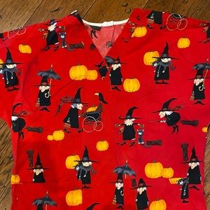 Halloween Witch 🧙‍♀️ Scrub Top size S Very Cute. Red black